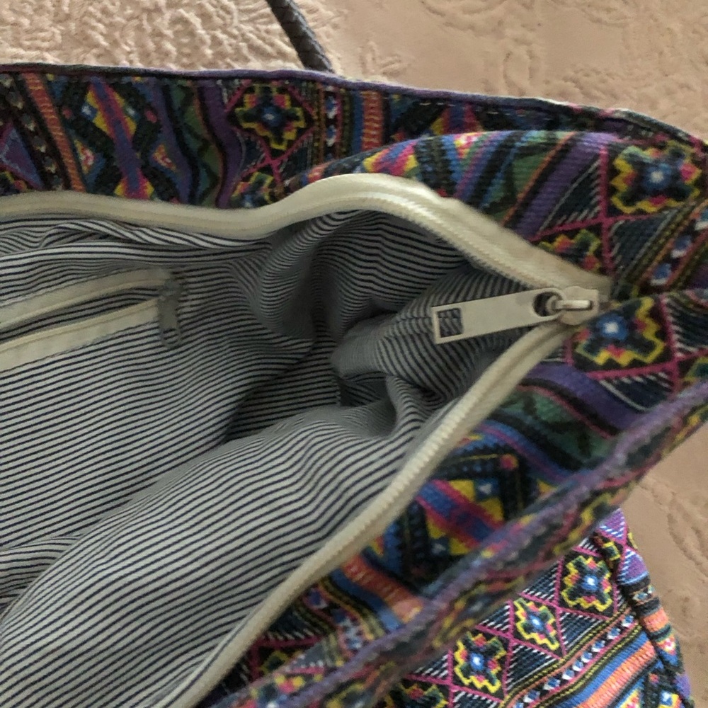 Multicolor Patterned Tote With Zipper - image 3